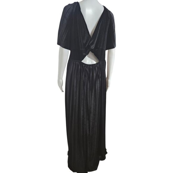 ASOS Curve Size 22 Black Velvet Pleated Maxi Dress Cutout Back - Picture 8 of 11
